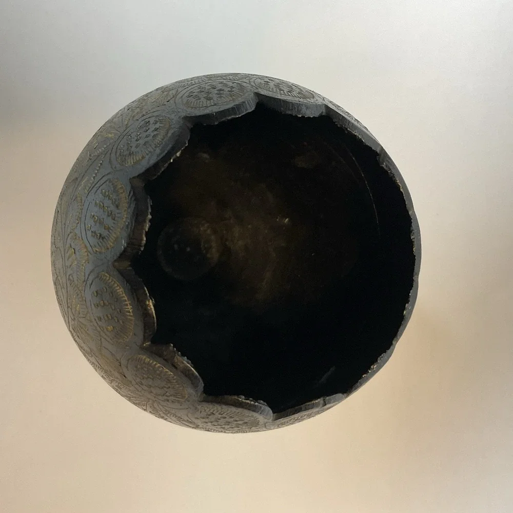 Vintage Indian Globe-Like Body Brass Hand Etched‎ Black Gold Bud Vase Scalloped